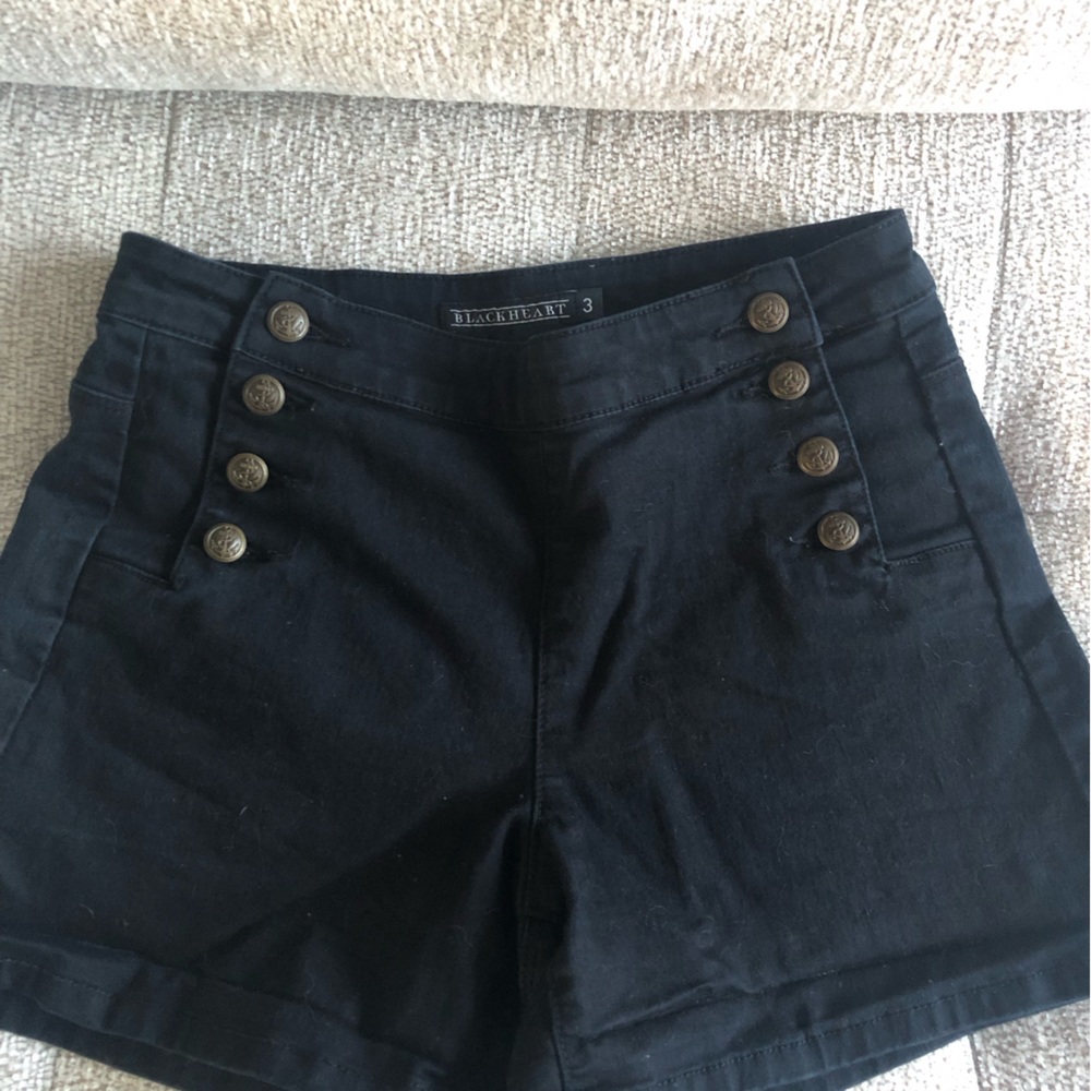 Black heart shorts. Size 3. New without tags. Not worn.